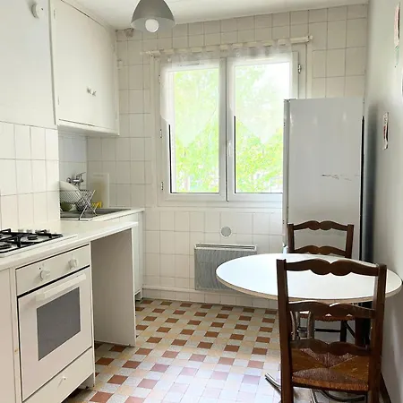 Apartment Magnifique - 2 Proches Du Centre - Calme & Equipe *